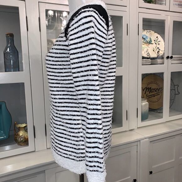 Goodnight Macaroon Fringe Striped CrewNeck Sweater - Picture 3 of 5